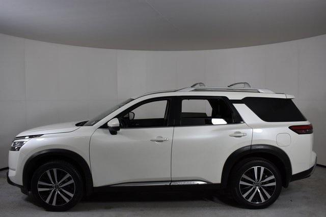 2023 nissan pathfinder platinum