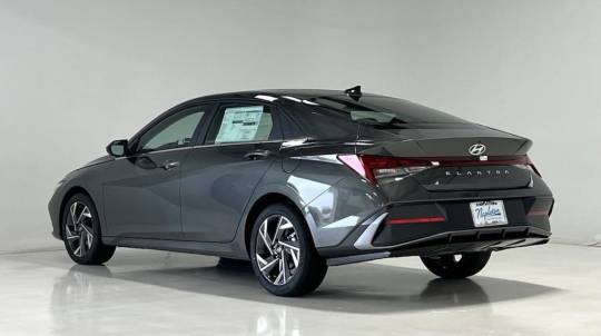 2024 Hyundai Elantra