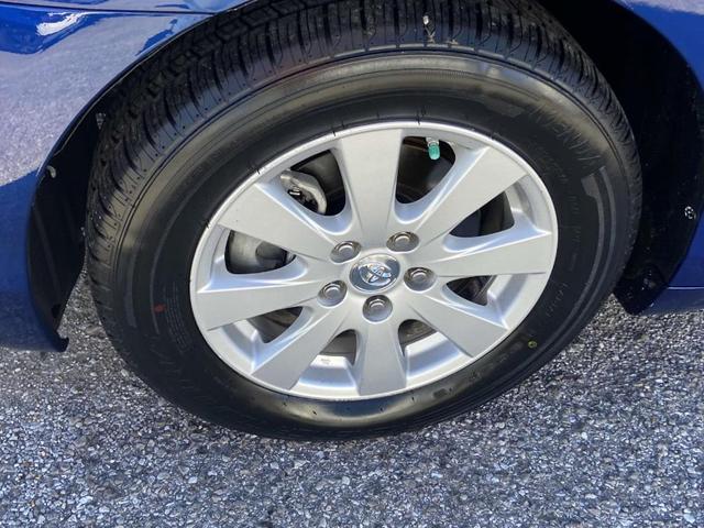 2009 toyota camry hybrid base (e-cvt)
