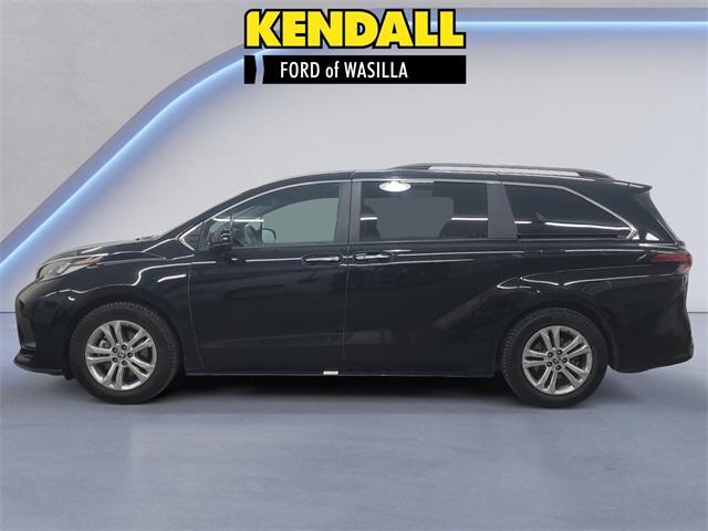 2023 toyota sienna xse