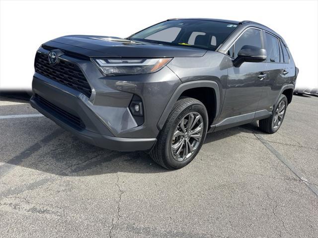 2022 toyota rav4 hybrid xle premium