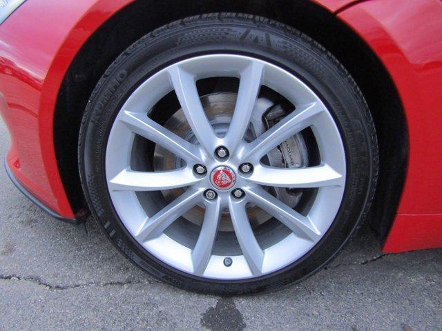2019 jaguar f-type base