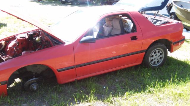 1986 mazda rx 7 parts car no motor or transmission