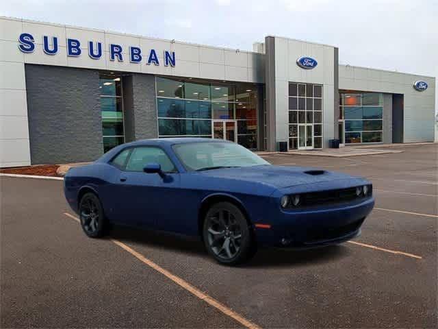 2020 dodge challenger sxt in sterling heights, michigan