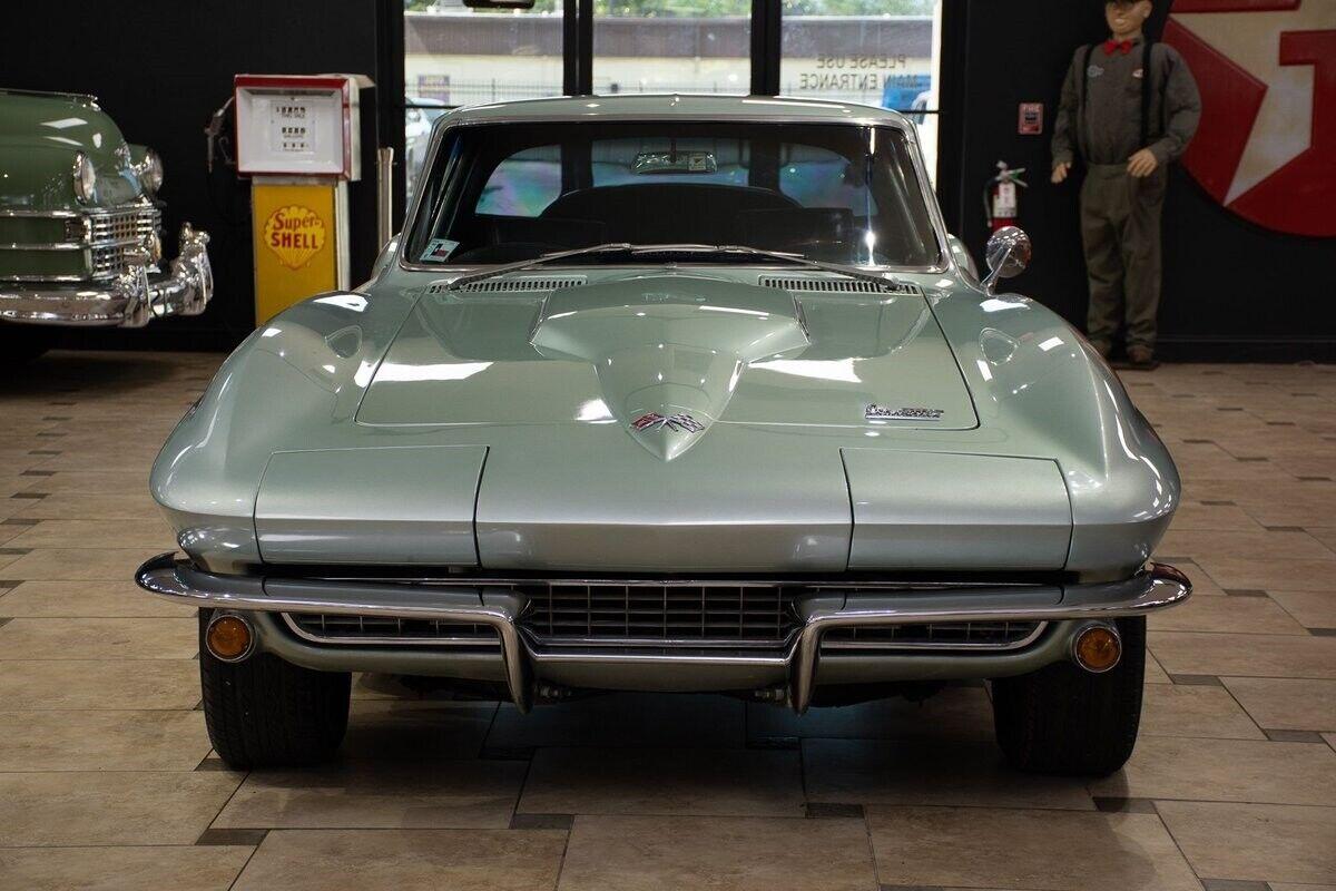 1966 chevrolet corvette coupe 427c.i. v8