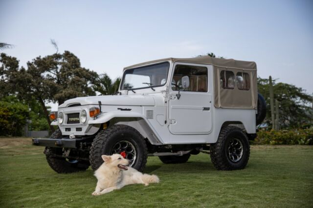 1977 fj40 toyota land cruiser nut and bolt restoration