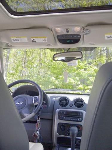 2005 jeep liberty silver in staten island, ny