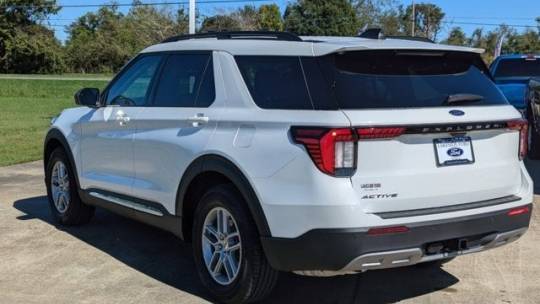 2025 Ford Explorer