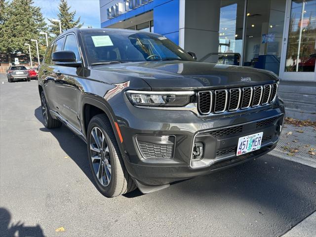 2022 jeep grand cherokee l overland