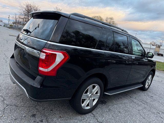 2019 ford expedition xlt