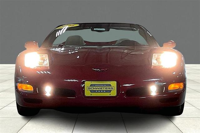2004 chevrolet corvette base