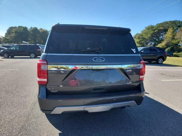 2020 ford expedition xlt