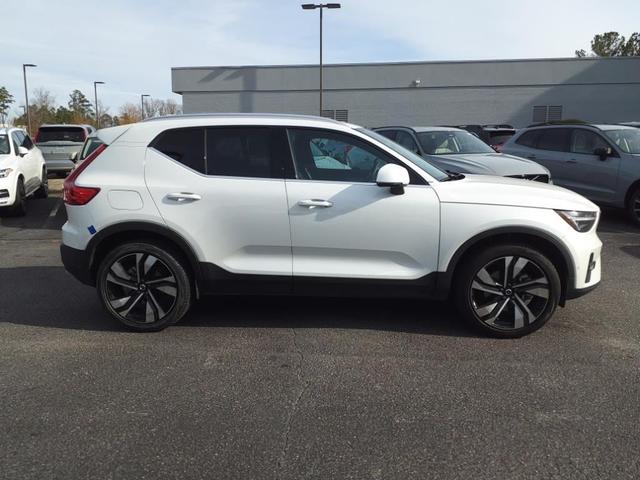 2024 volvo xc40 b5 ultimate bright