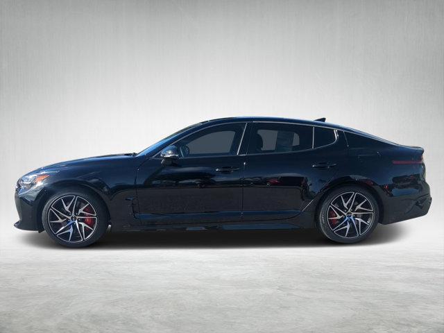 2023 kia stinger gt-line