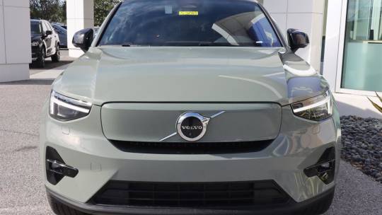 2023 Volvo C40