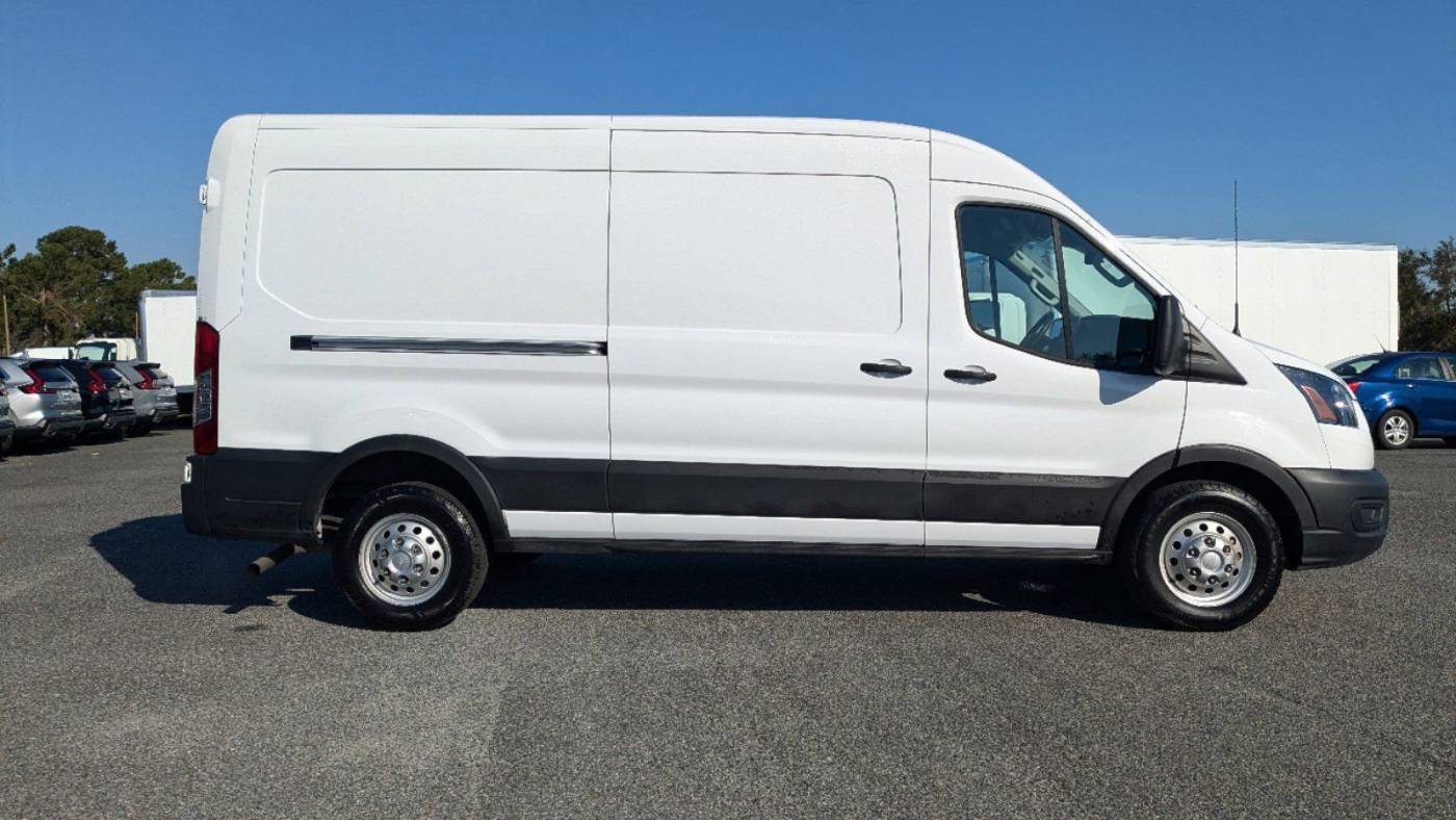 2023 ford transit 250