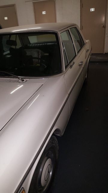 mercedes benz 220d