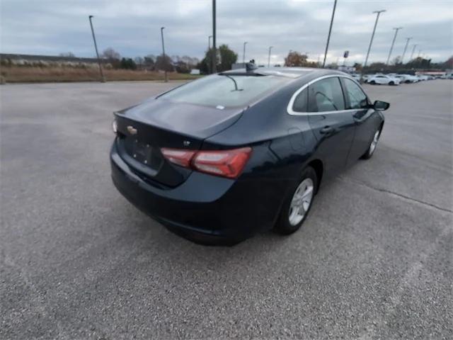 2022 chevrolet malibu fwd lt