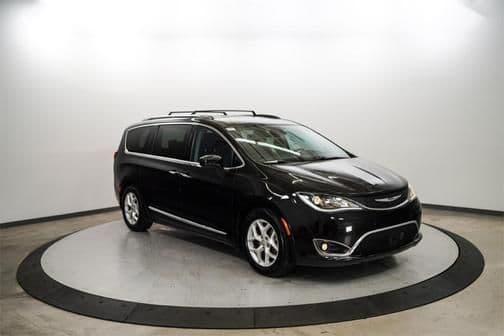 2017 chrysler pacifica touring-l plus in cornelius, north carolina