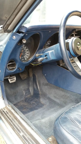 1977 chevrolet corvette 4 speed
