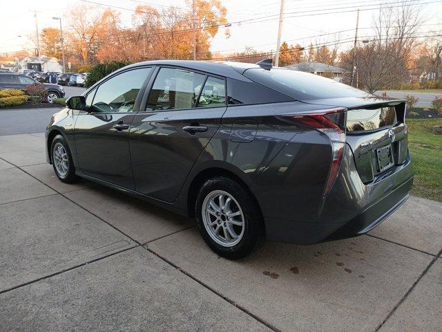 2018 toyota prius one