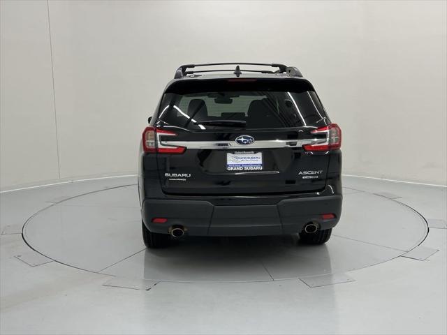 2023 subaru ascent limited 8-passenger