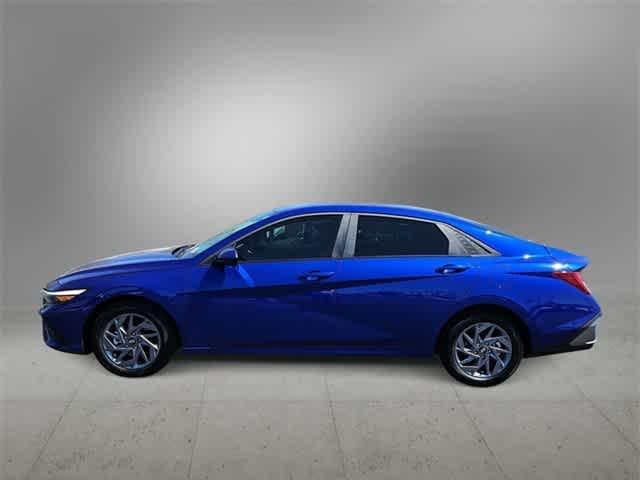 2024 hyundai elantra hev blue