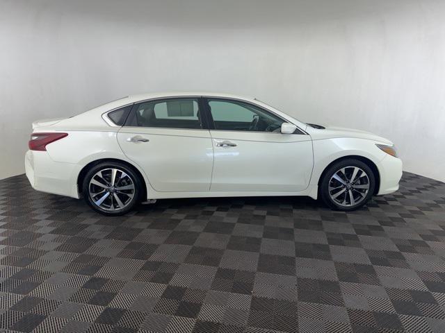 2017 nissan altima 2.5 sr