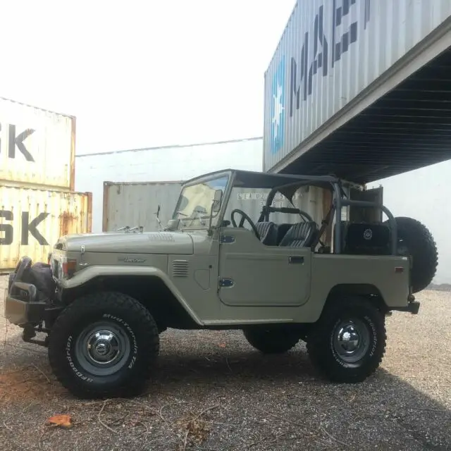 1975 toyota fj40 land cruiser (2f engine 4 speed manual)