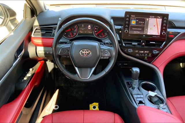 2022 toyota camry xse v6