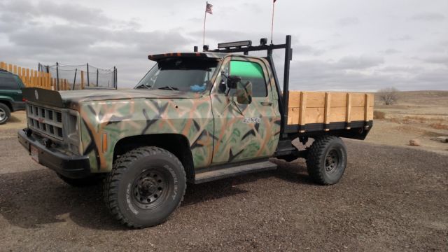 1977 gmc 2500 4x4 flatbed truck