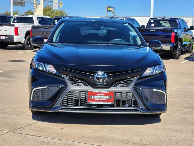 2024 toyota camry se