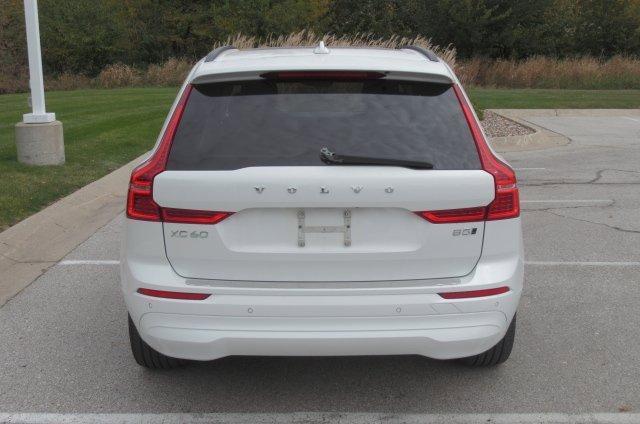 2022 volvo xc60 b5 momentum