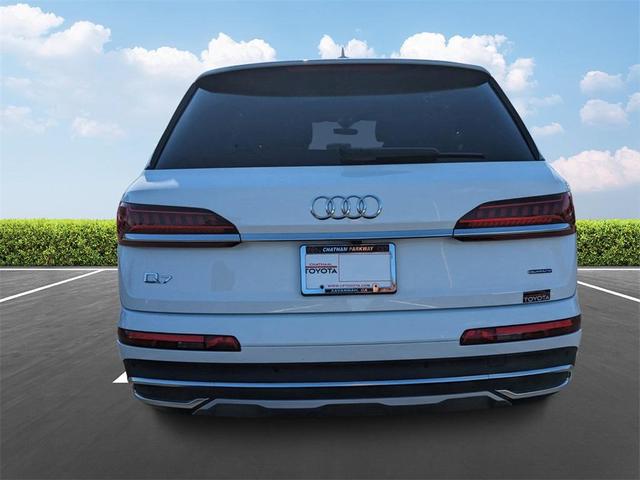 2023 audi q7 45 premium plus