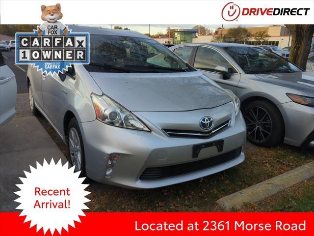 2014 toyota prius v three