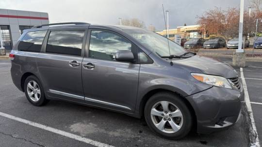 2012 Toyota Sienna