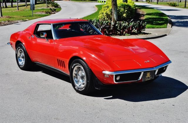 1968 chev. corvette 350, manuel 4 speed, factory ac, ps, pb