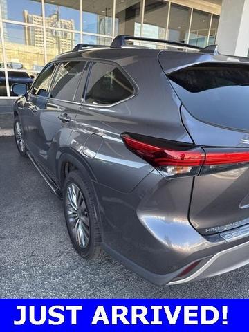 2021 toyota highlander platinum