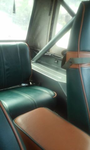 1990 jeep wrangler sahara