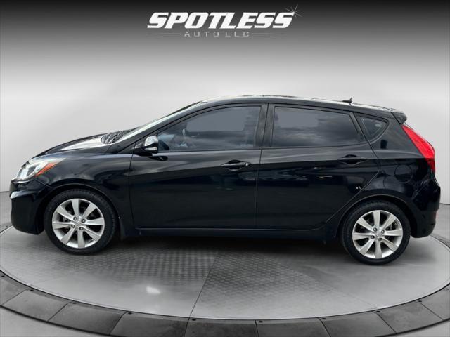 2013 hyundai accent se