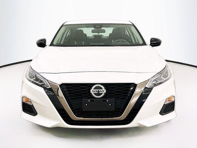 2022 nissan altima sr fwd