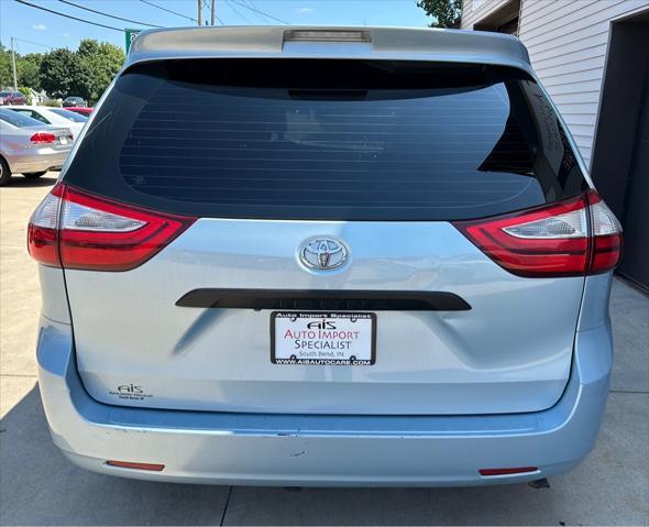 2017 toyota sienna l