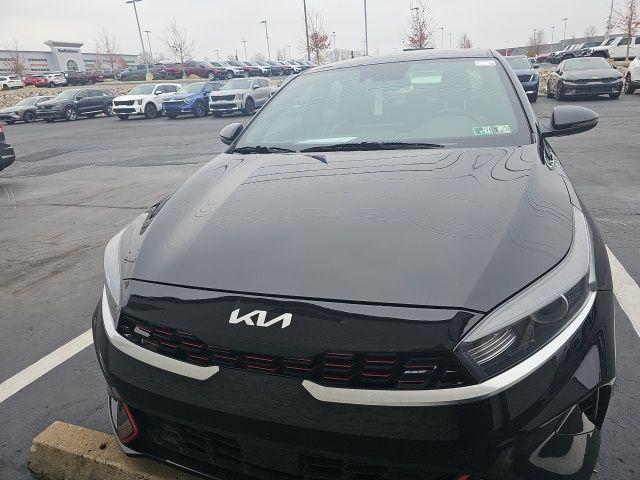 2023 kia forte gt-line