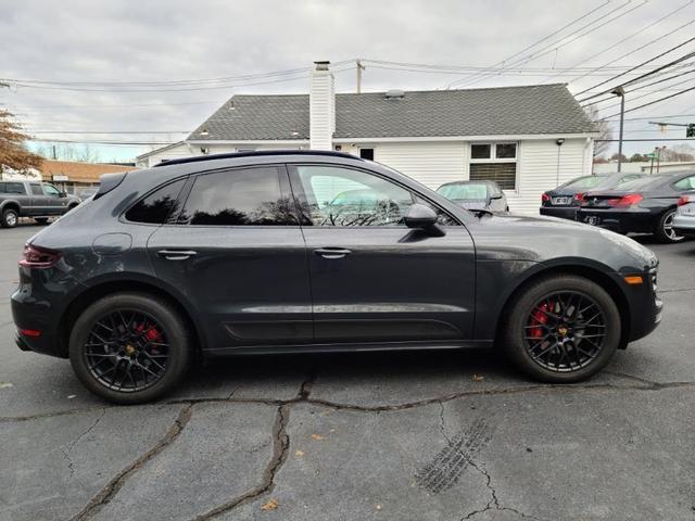 2017 porsche macan gts
