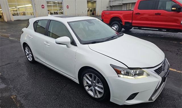 2014 lexus ct 200h base