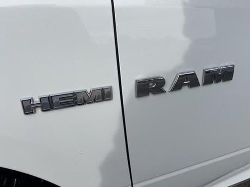 2010 dodge ram 1500 in chicago, illinois