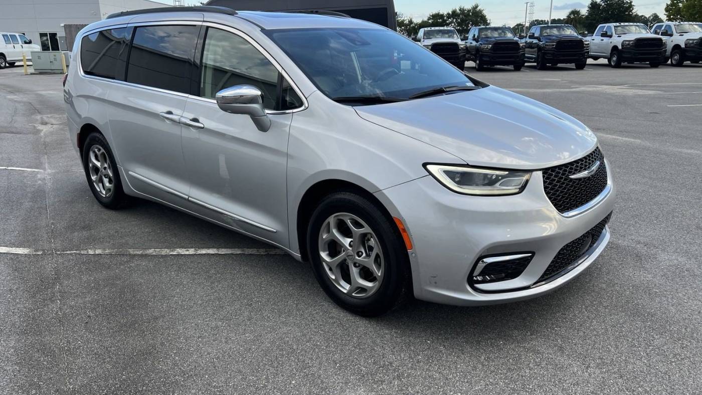 2022 chrysler pacifica limited
