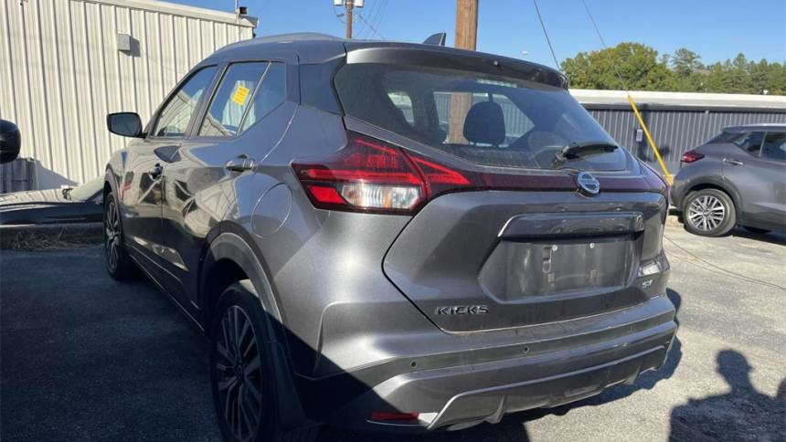 2021 nissan kicks sv