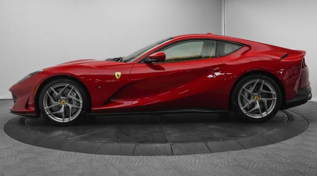 2020 ferrari 812 superfast base