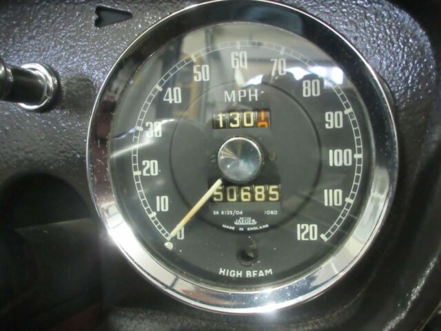 1966 mgb - steel dash - less than 51k original miles